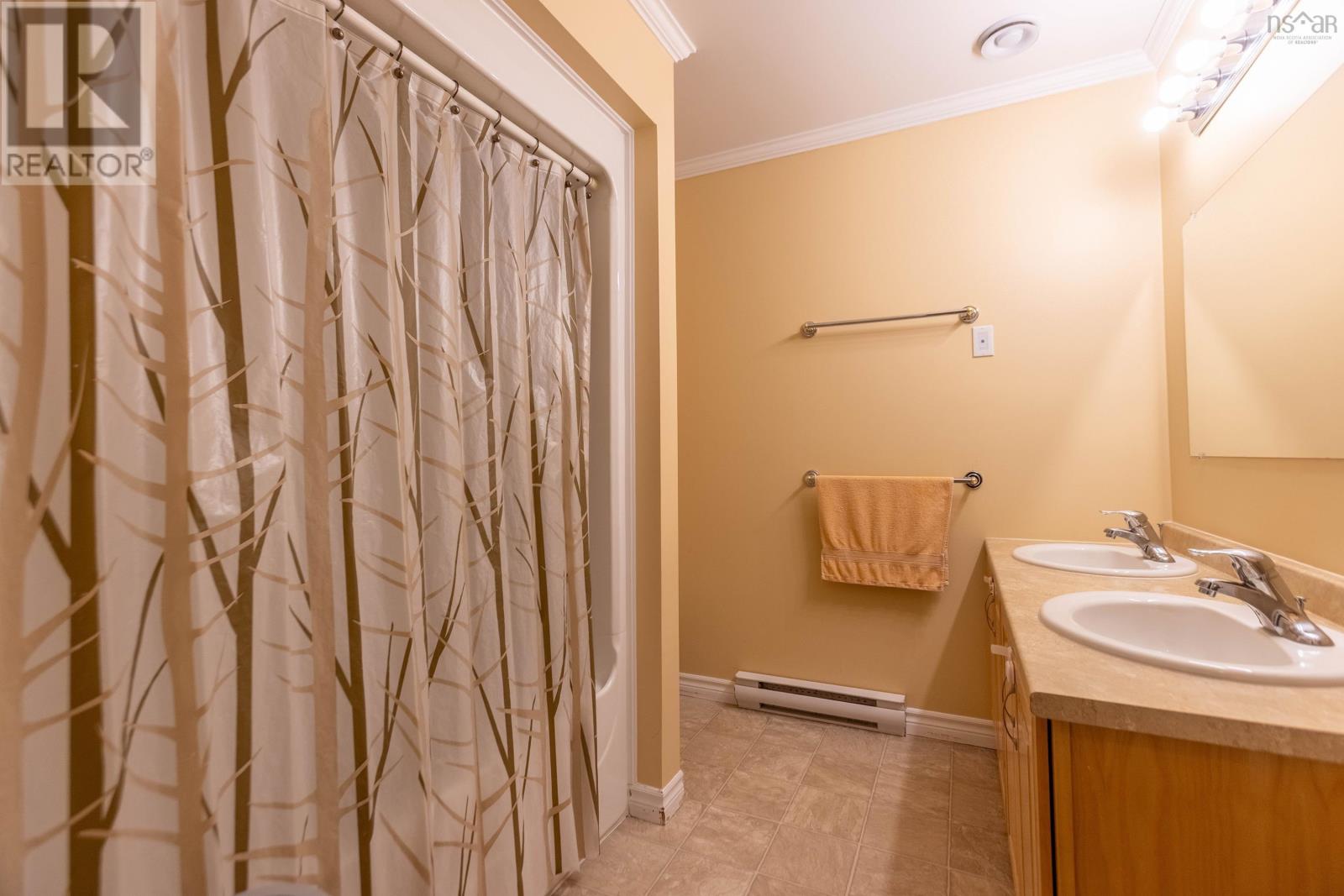 25 Brownell Avenue, Amherst, Nova Scotia  B4H 1Z8 - Photo 34 - 202526367