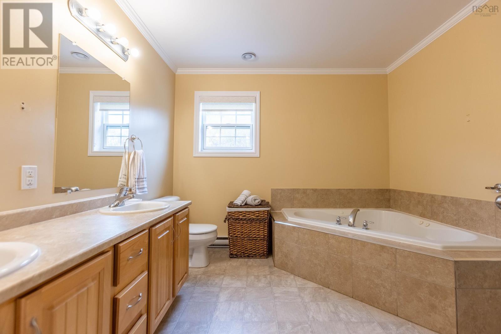 25 Brownell Avenue, Amherst, Nova Scotia  B4H 1Z8 - Photo 39 - 202526367