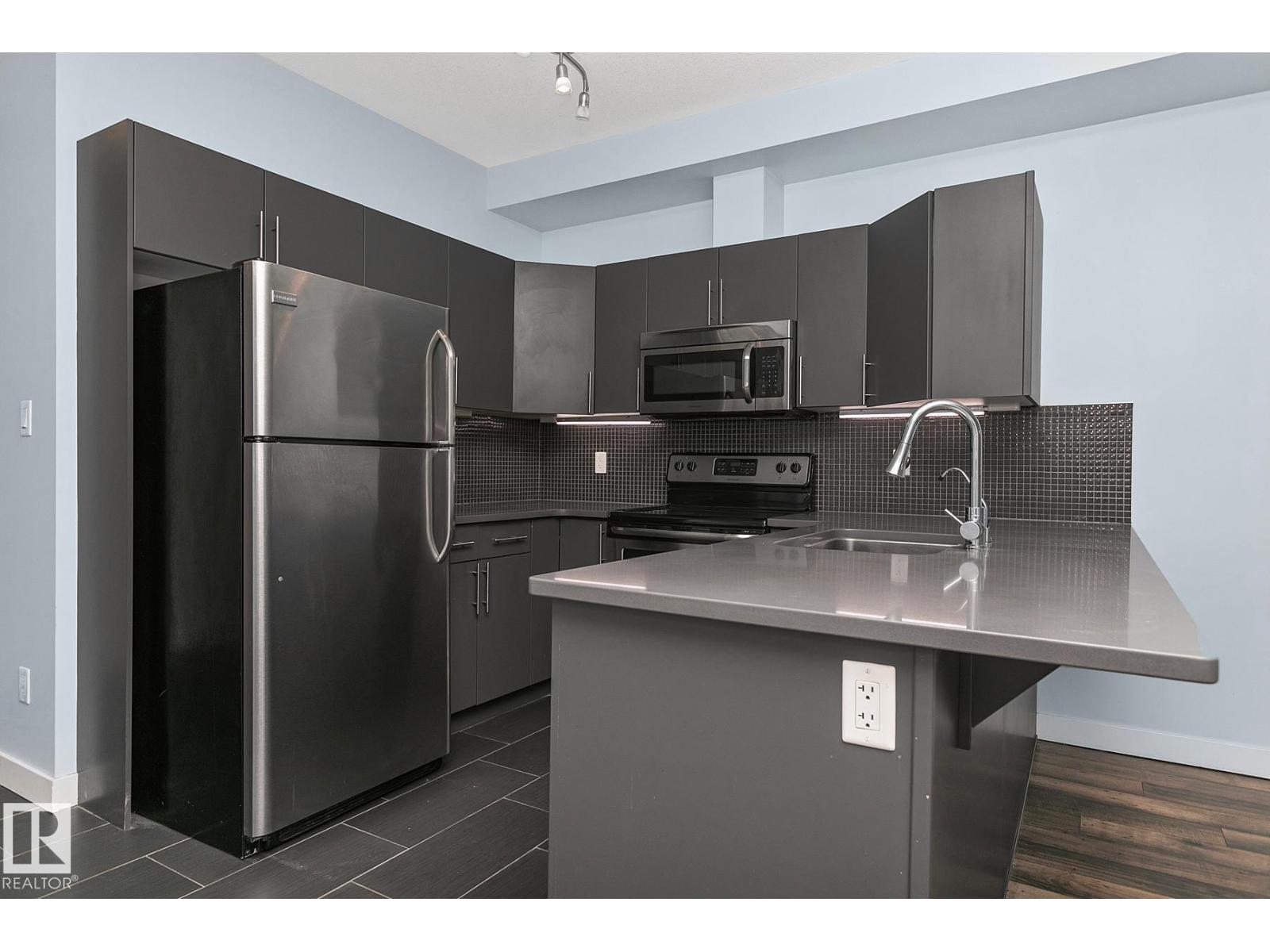 #302 10611 117 St Nw, Edmonton, Alberta  T5H 0G6 - Photo 18 - E4462355