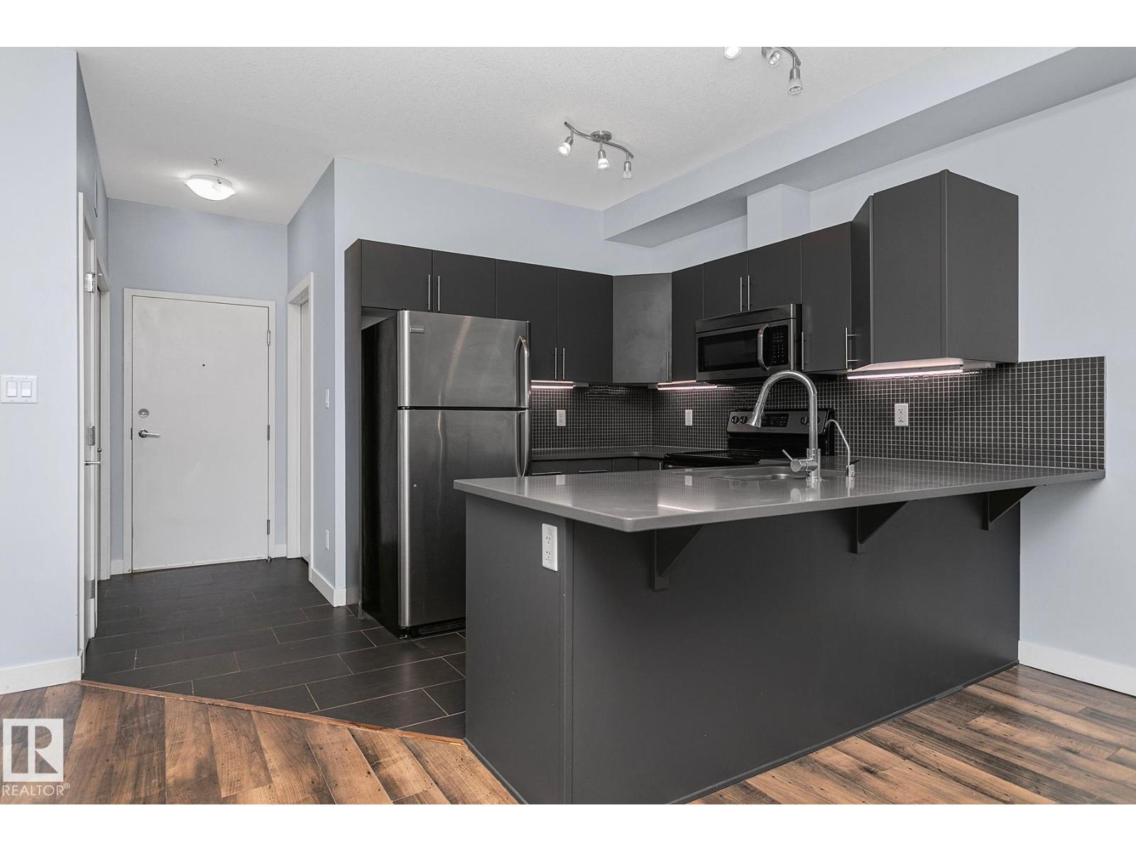 #302 10611 117 St Nw, Edmonton, Alberta  T5H 0G6 - Photo 17 - E4462355