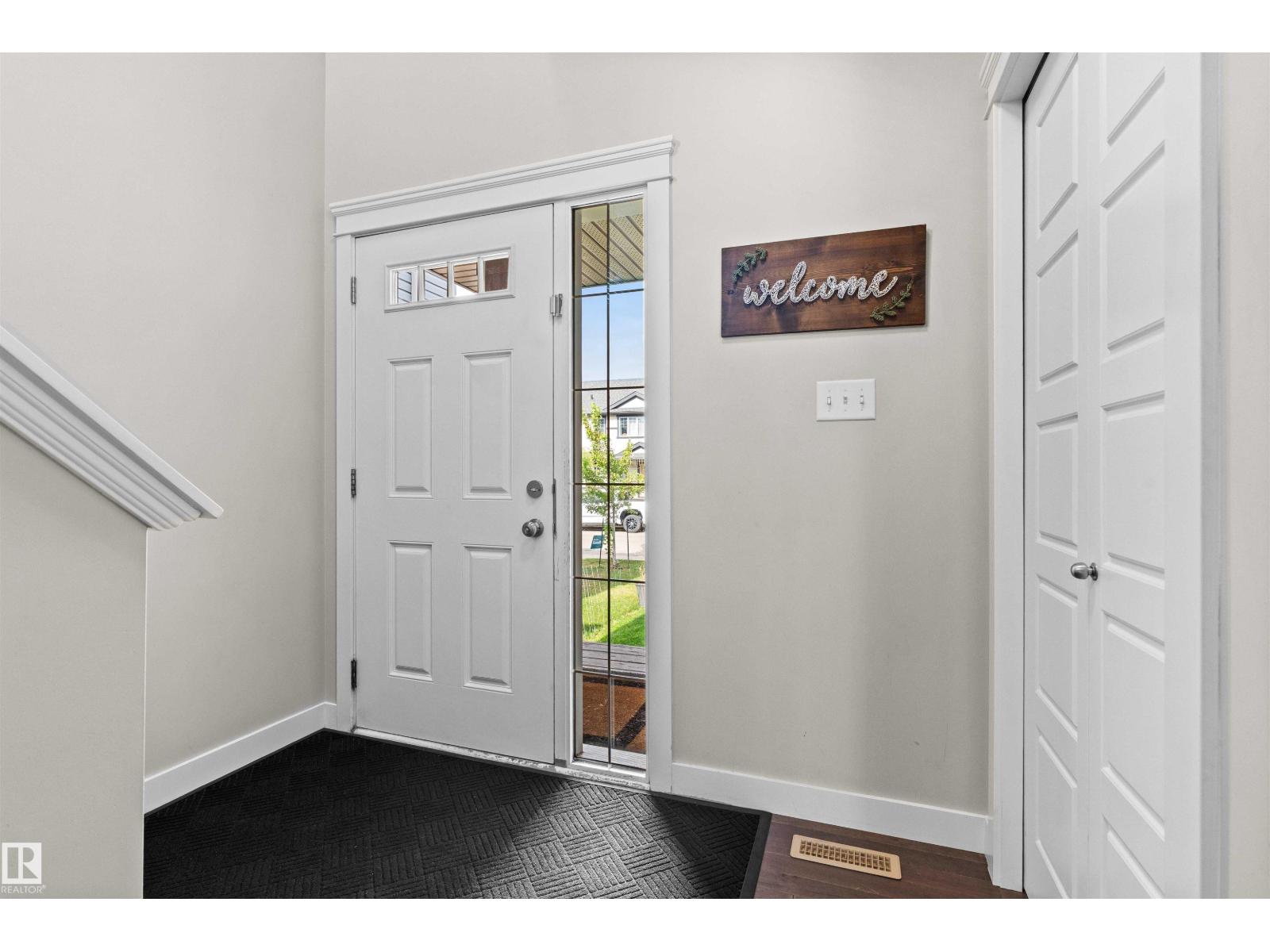 3815 170 Av Nw, Edmonton, Alberta  T5Y 3S2 - Photo 3 - E4462580