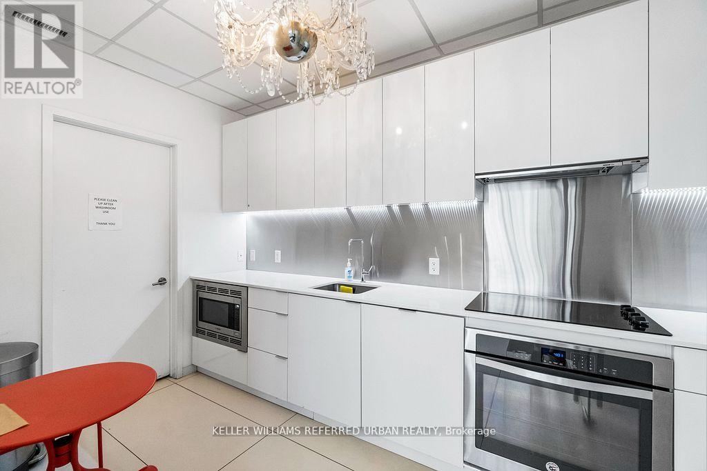 3408 - 185 Roehampton Avenue, Toronto, Ontario  M4P 1R4 - Photo 43 - C12476399