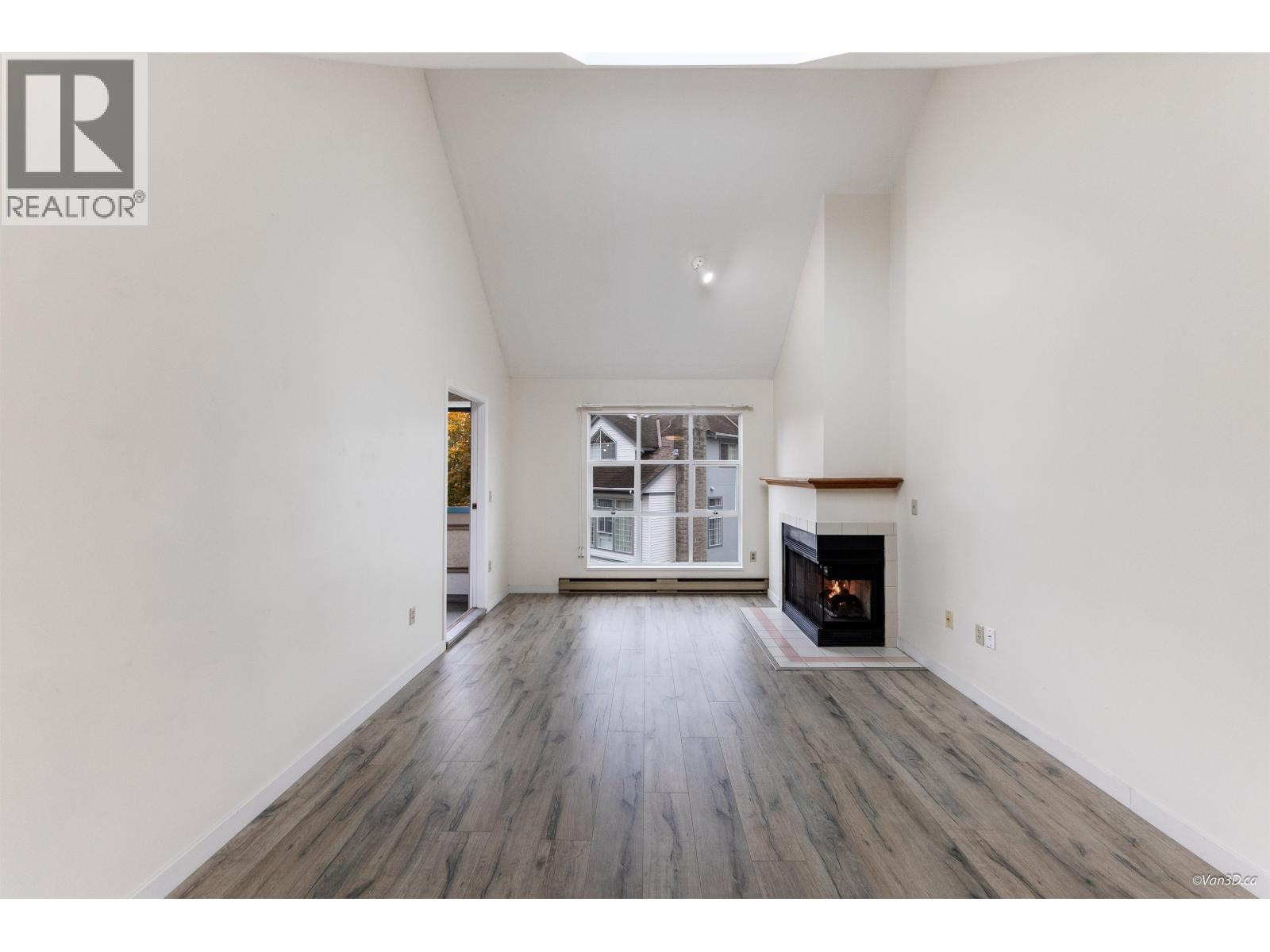 310 7580 Minoru Boulevard, Richmond, British Columbia  V6Y 1Z5 - Photo 10 - R3060890