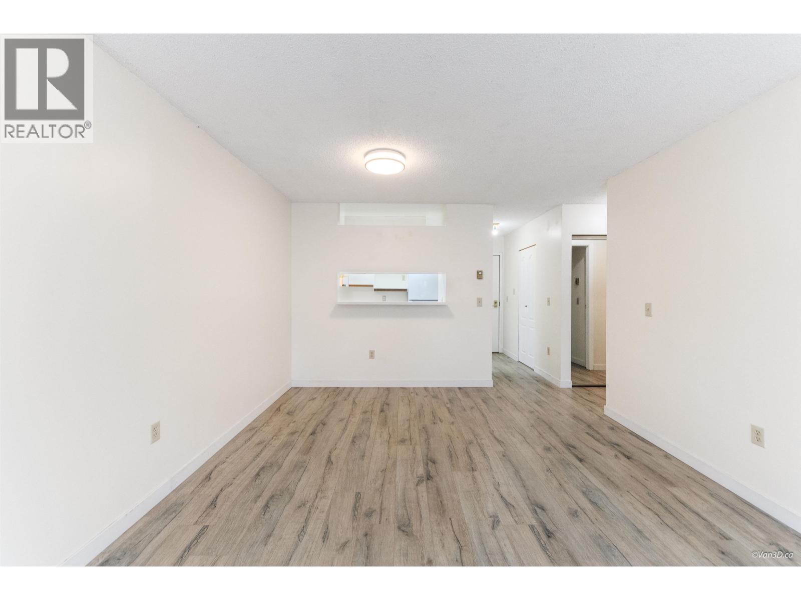 310 7580 Minoru Boulevard, Richmond, British Columbia  V6Y 1Z5 - Photo 6 - R3060890