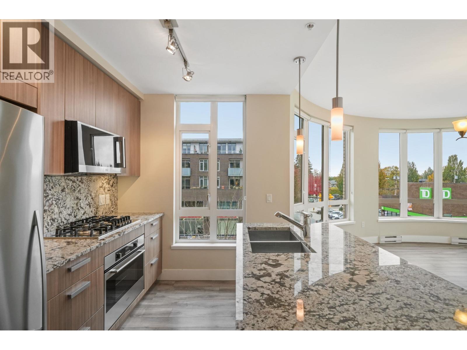 306 4307 Hastings Street, Burnaby, British Columbia  V5C 2J7 - Photo 3 - R3060902