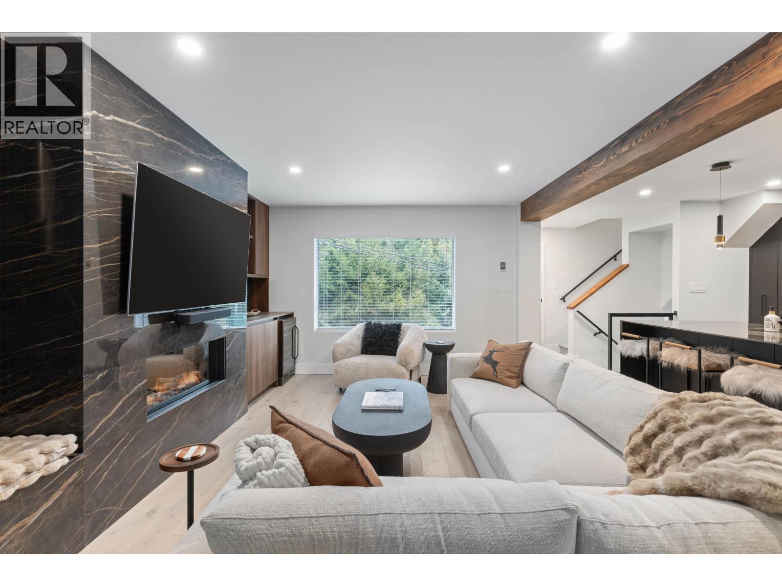 2154 Whistler Road, Whistler, British Columbia  V8E 0A6 - Photo 5 - R3060949