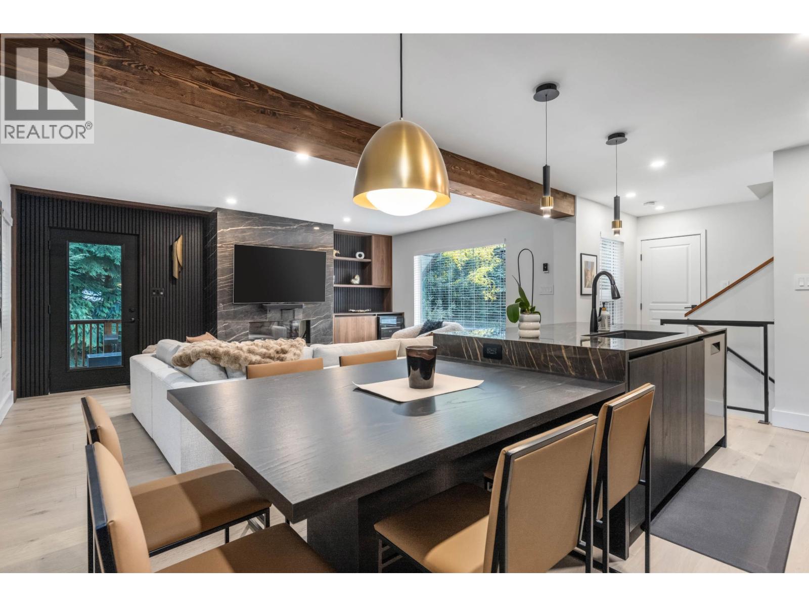 2154 Whistler Road, Whistler, British Columbia  V8E 0A6 - Photo 8 - R3060949