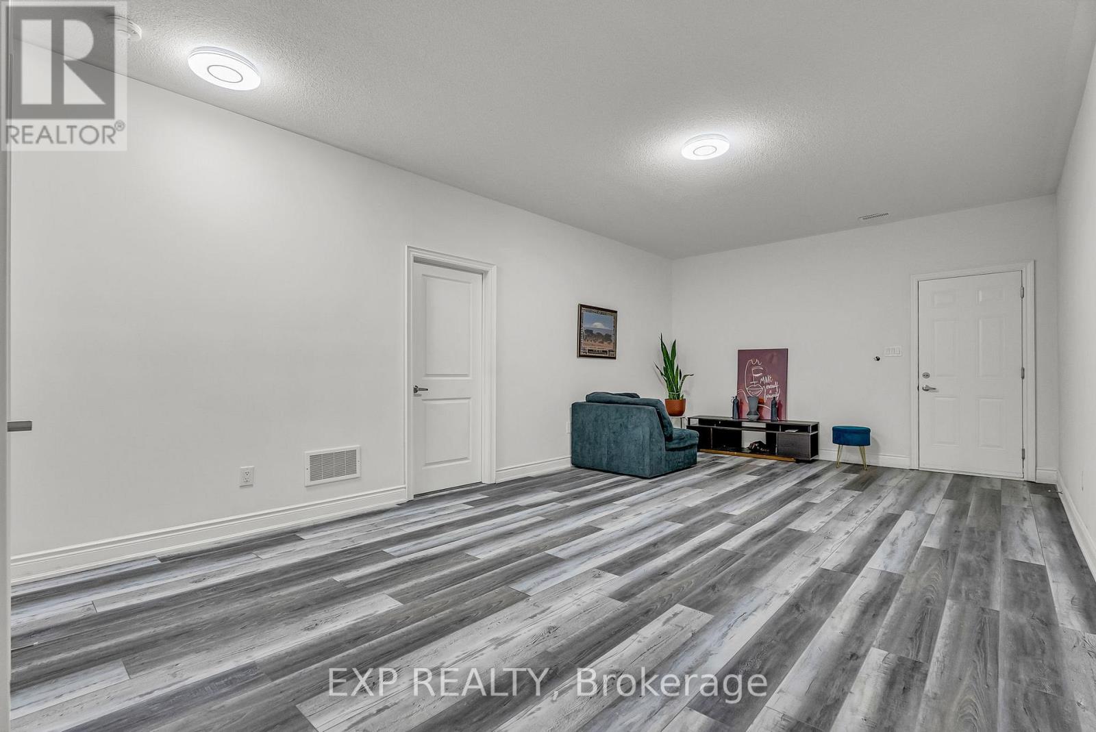 9548 Weston Road, Vaughan, Ontario  L4H 0P4 - Photo 44 - N12476222