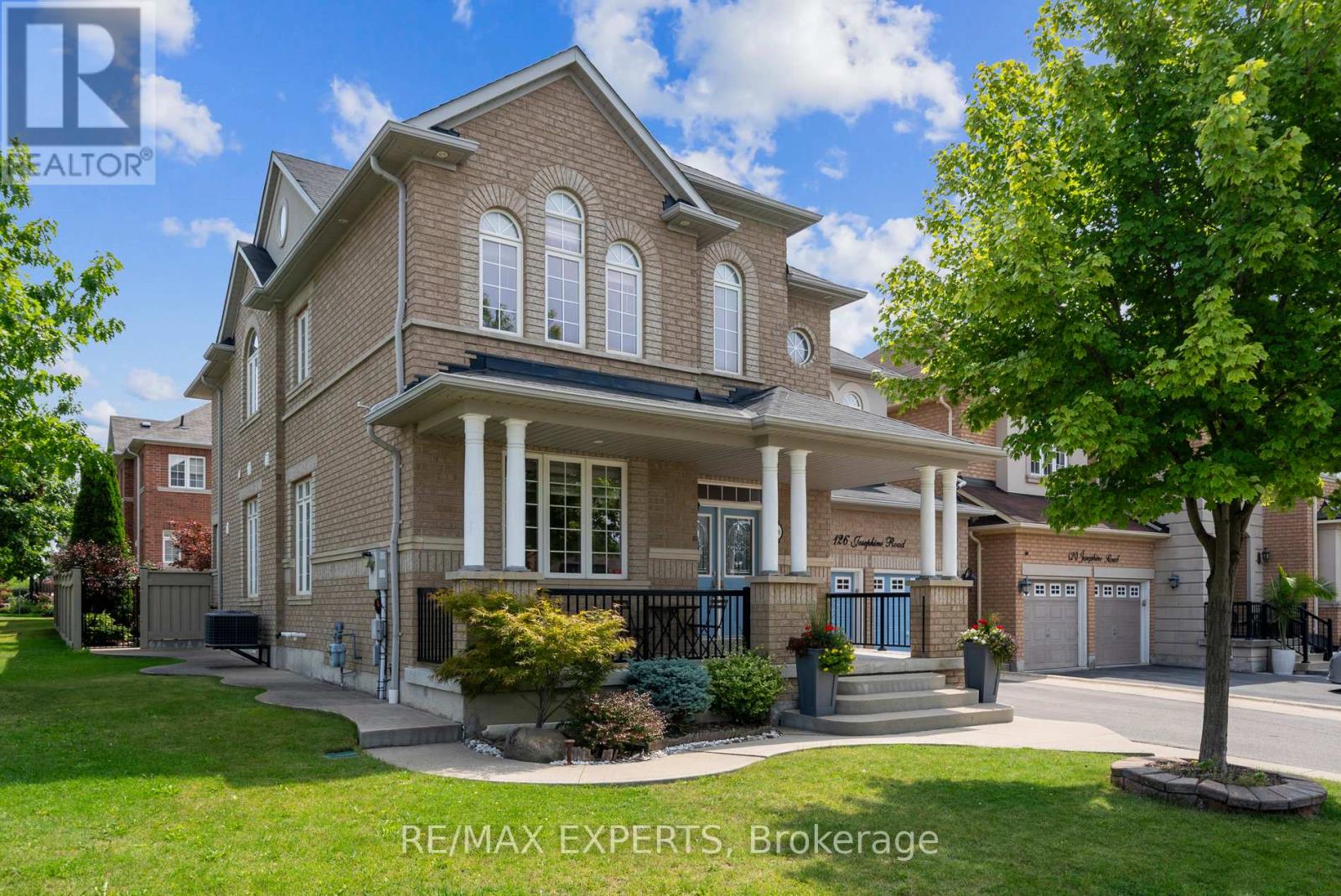 126 Josephine Road W, Vaughan, Ontario  L4H 0N6 - Photo 2 - N12476314