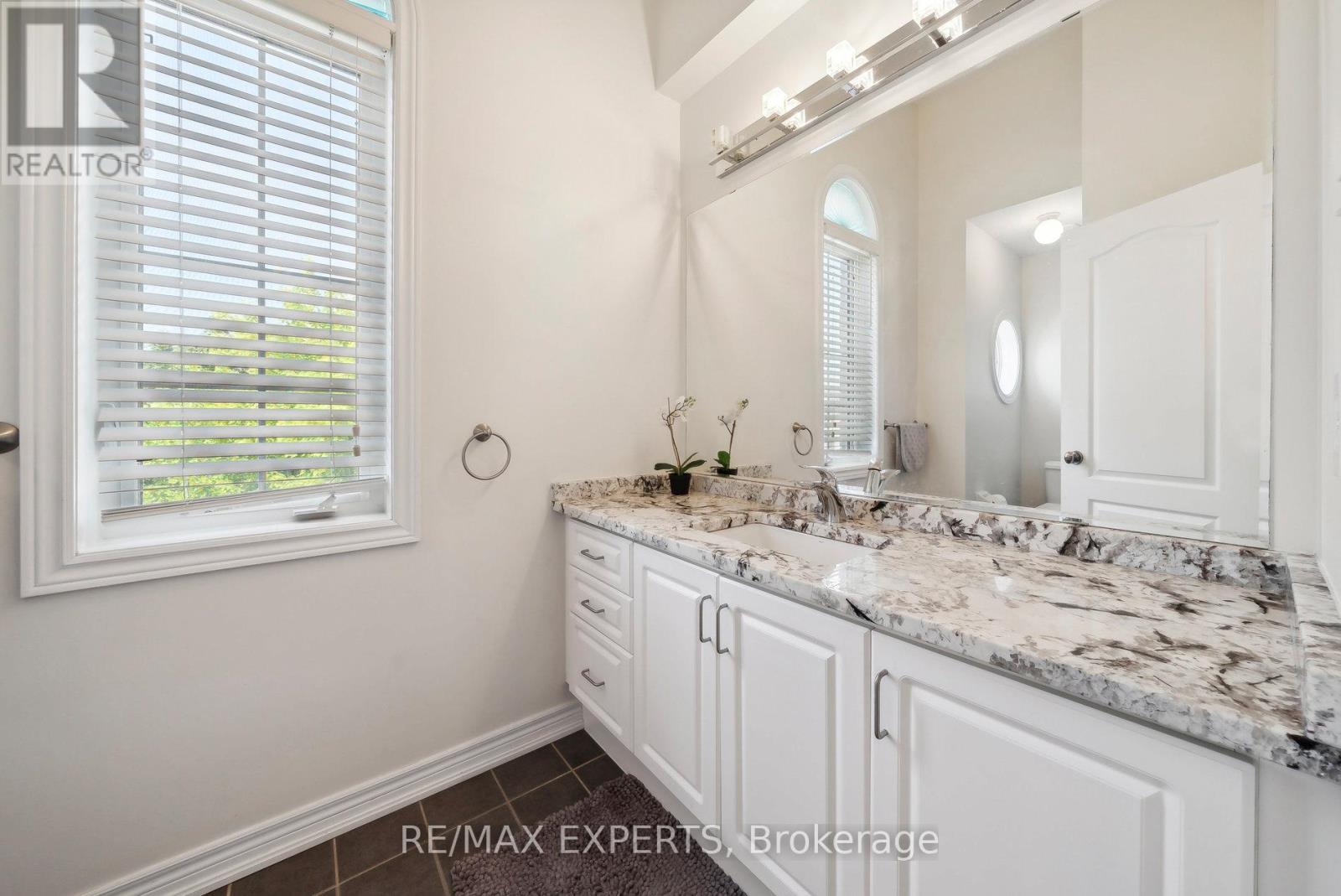 126 Josephine Road W, Vaughan, Ontario  L4H 0N6 - Photo 39 - N12476314