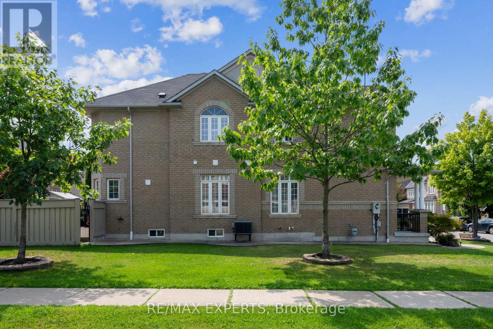 126 Josephine Road W, Vaughan, Ontario  L4H 0N6 - Photo 49 - N12476314