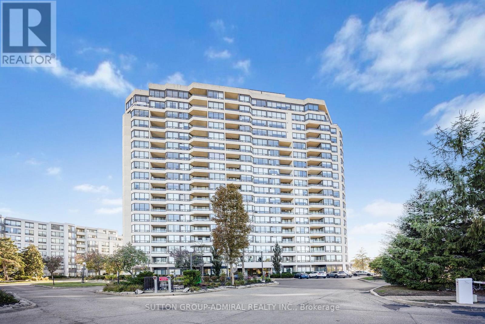 1402 - 343 CLARK AVENUE W, Vaughan, Ontario