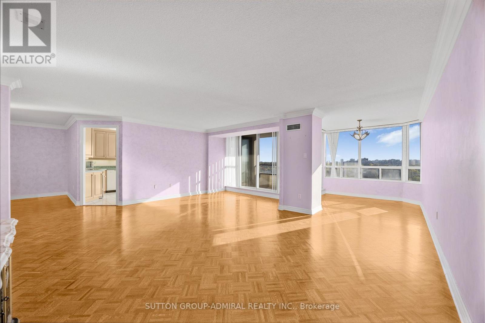 1402 - 343 Clark Avenue W, Vaughan, Ontario  L4J 7K5 - Photo 7 - N12476344