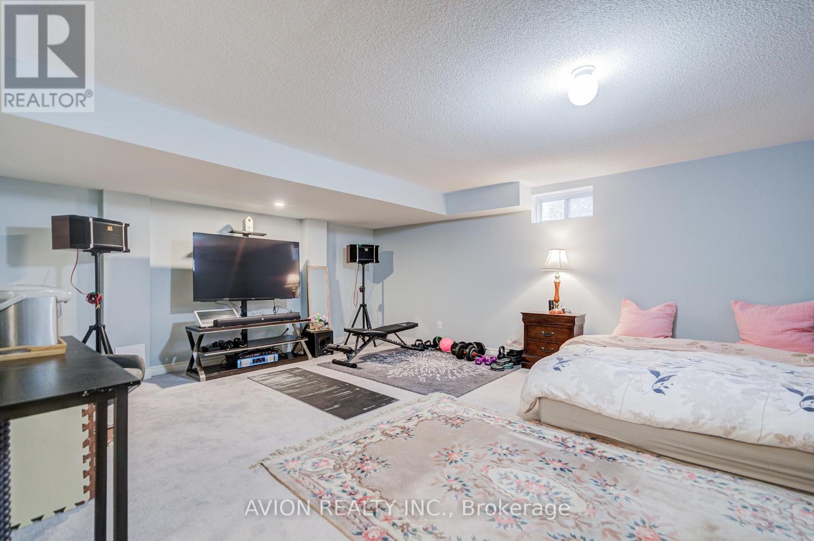 16 Callisto Lane, Richmond Hill, Ontario  L4C 4Z2 - Photo 37 - N12476354