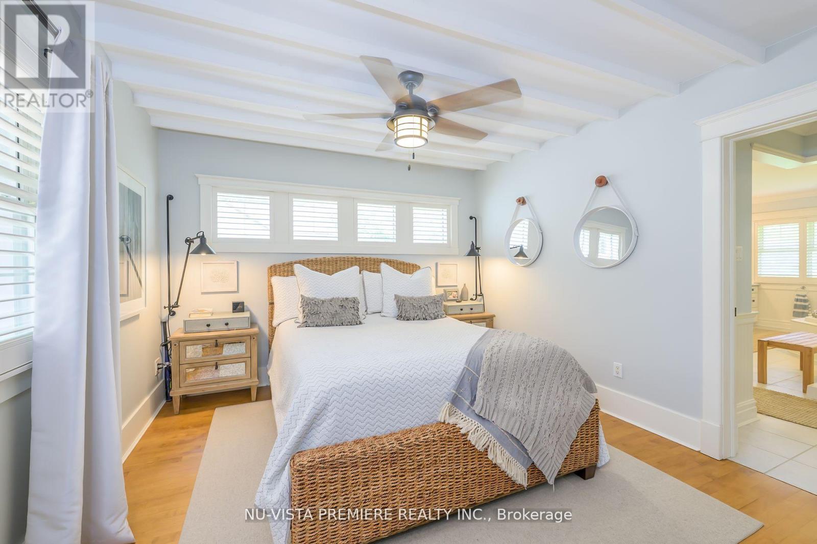 146 Commissioners Road E, London South, Ontario  N6C 2T1 - Photo 27 - X12476475