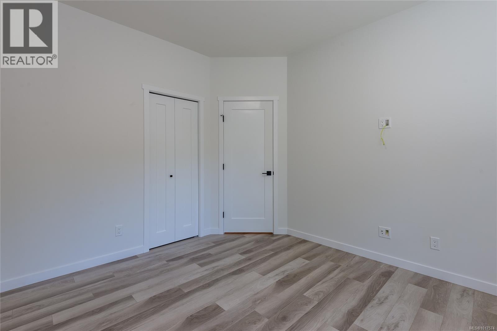 A 1025 9th Ave, Campbell River, British Columbia  V9W 4A8 - Photo 13 - 1017574