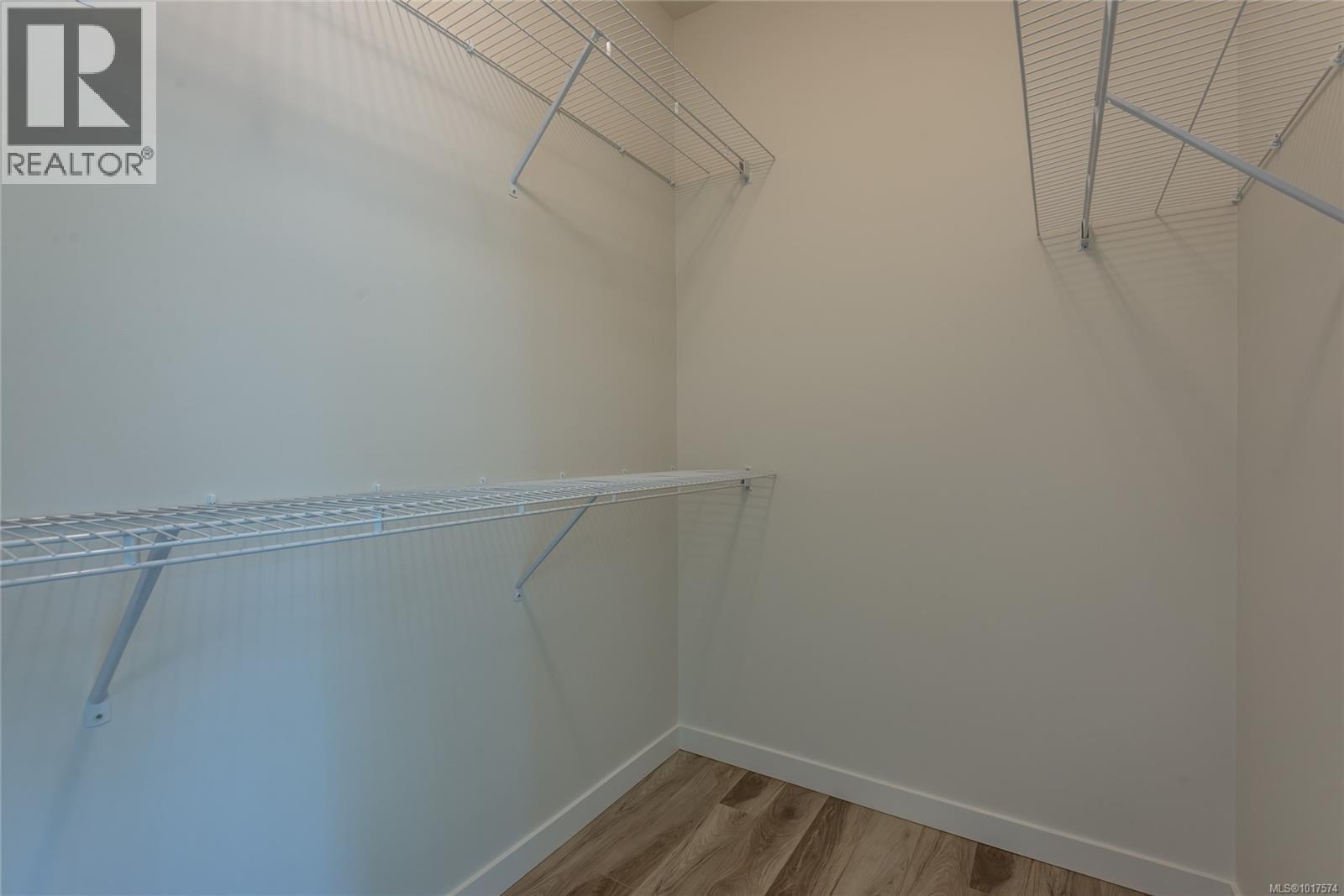 A 1025 9th Ave, Campbell River, British Columbia  V9W 4A8 - Photo 17 - 1017574