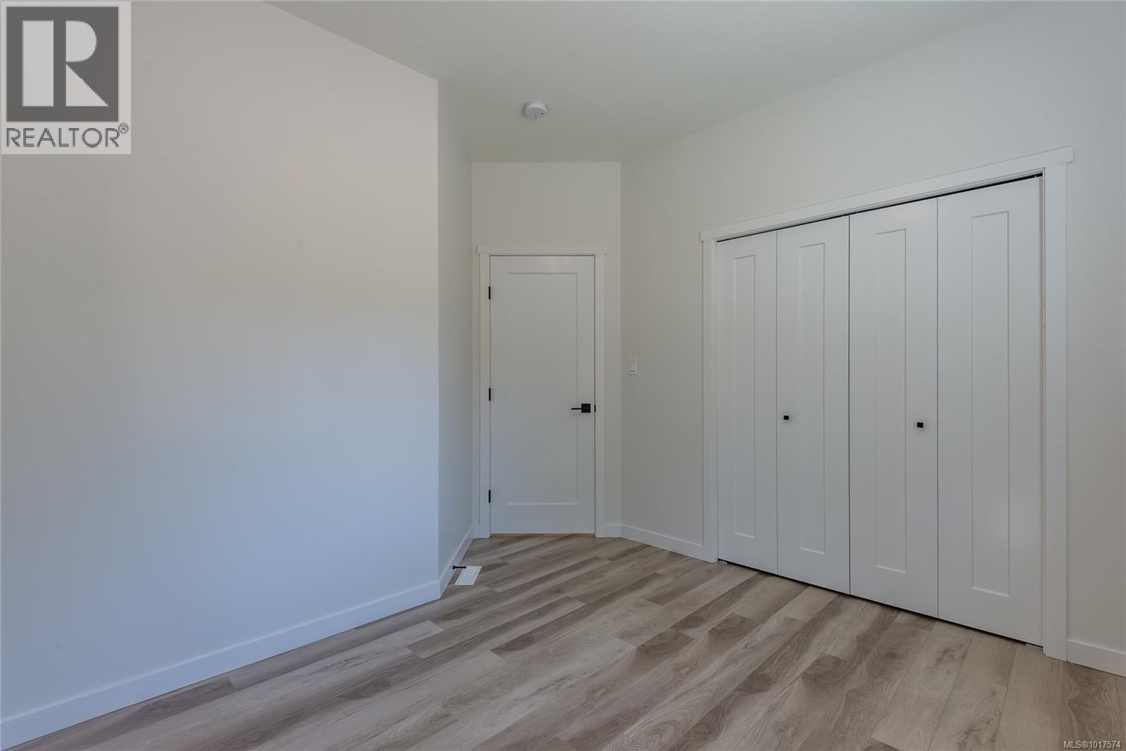 A 1025 9th Ave, Campbell River, British Columbia  V9W 4A8 - Photo 19 - 1017574