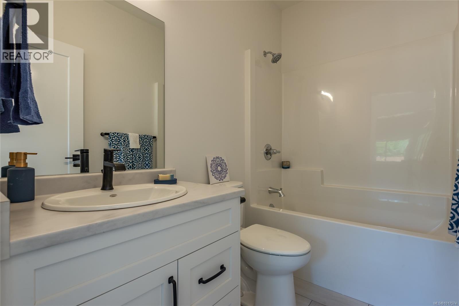 A 1025 9th Ave, Campbell River, British Columbia  V9W 4A8 - Photo 20 - 1017574