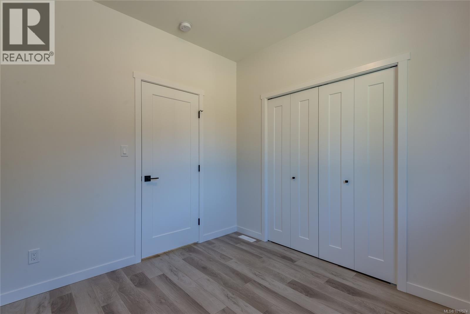 A 1025 9th Ave, Campbell River, British Columbia  V9W 4A8 - Photo 22 - 1017574