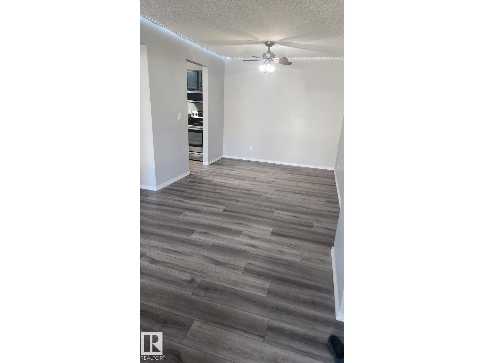 #201 379 Woodbridge Wy, Sherwood Park, Alberta  T8A 4G3 - Photo 3 - E4463067