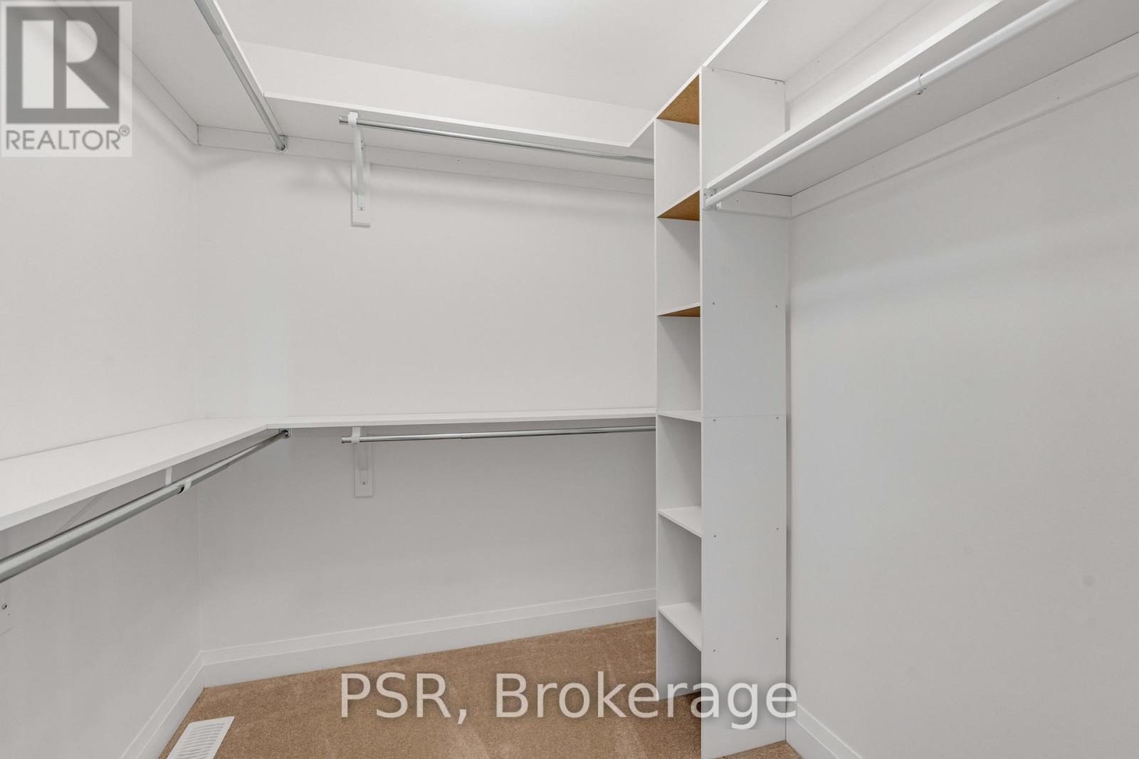 16 Hewson Street, Penetanguishene, Ontario  L9M 0V7 - Photo 24 - S12476219