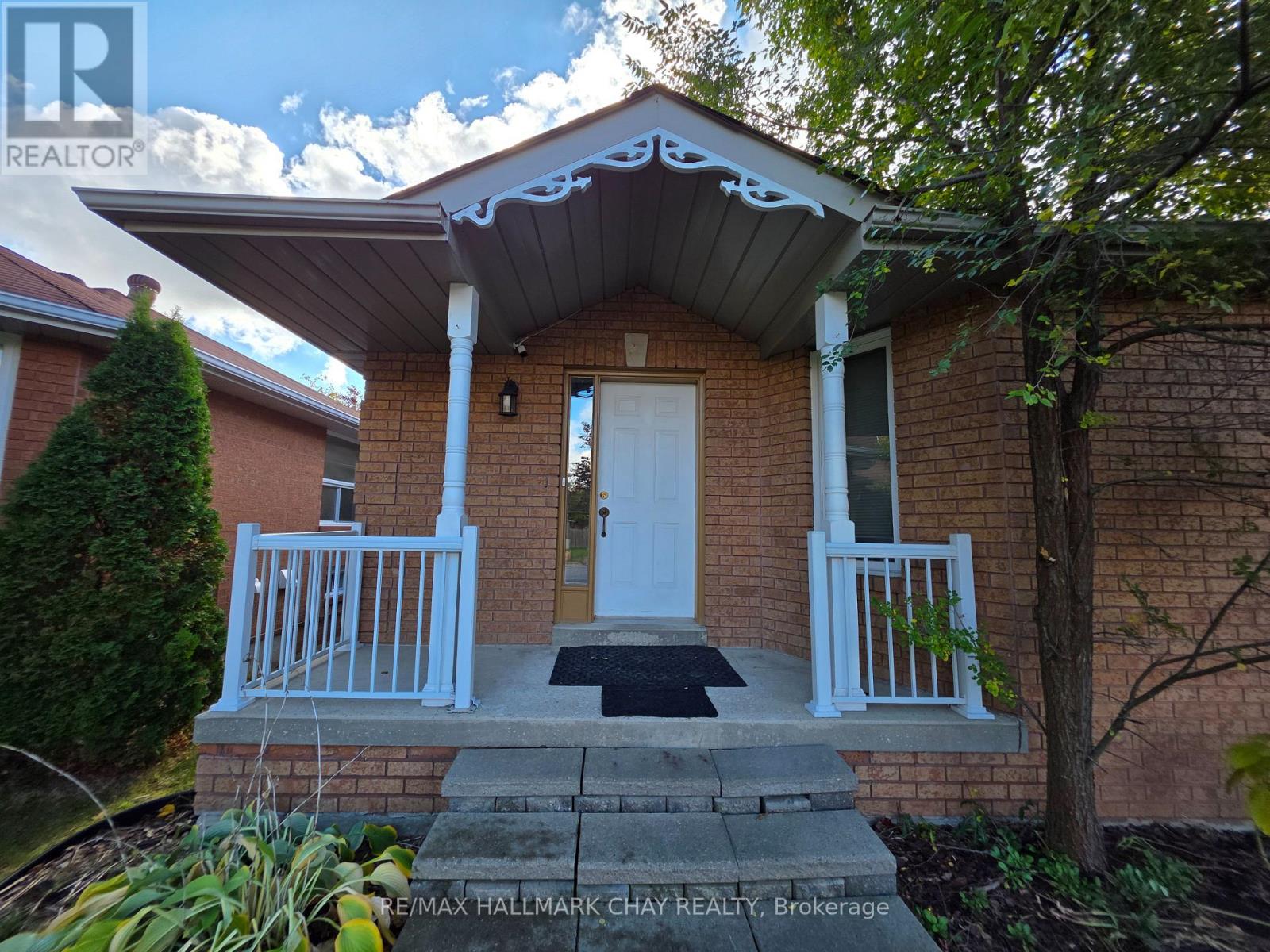 199 LIVINGSTONE STREET W, Barrie, Ontario