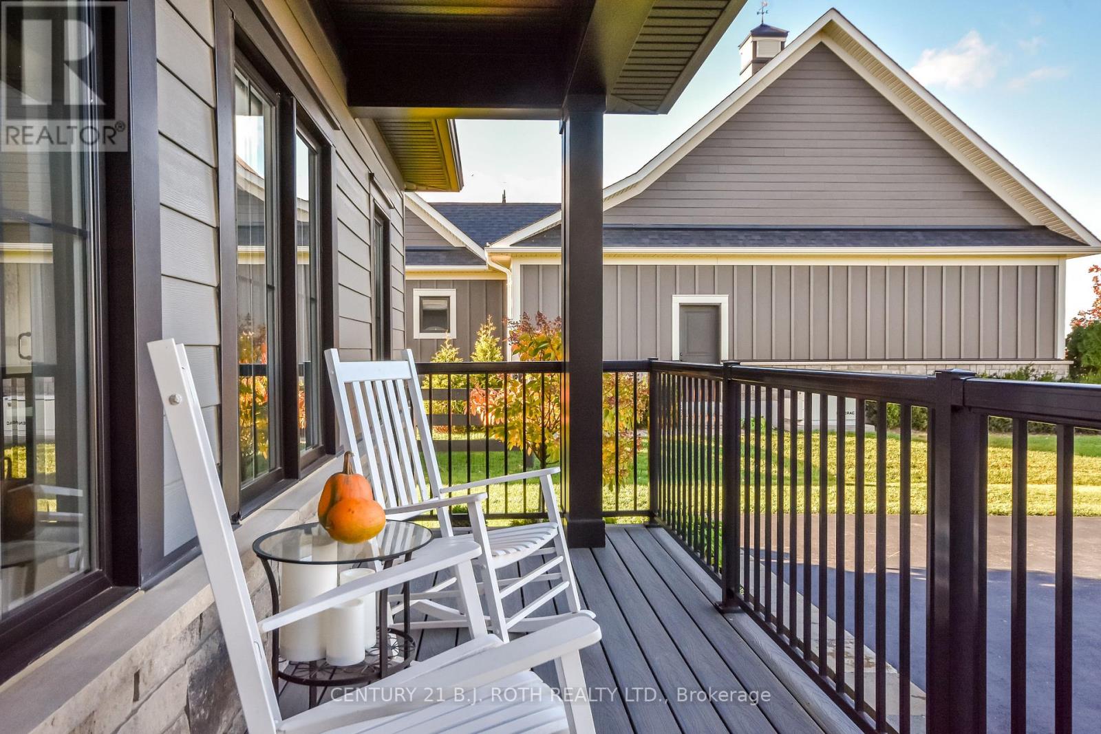20 Morgan Drive, Oro-Medonte, Ontario  L0K 1E0 - Photo 3 - S12476251
