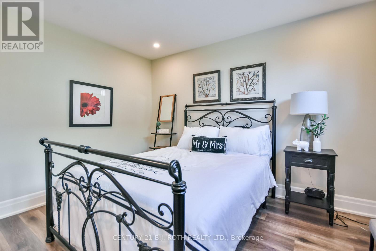 20 Morgan Drive, Oro-Medonte, Ontario  L0K 1E0 - Photo 31 - S12476251
