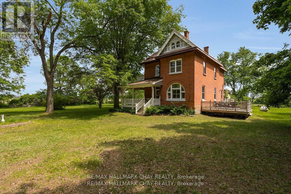 1407 Flos 8 Road W, Springwater, Ontario  L0L 1P0 - Photo 2 - S12476298