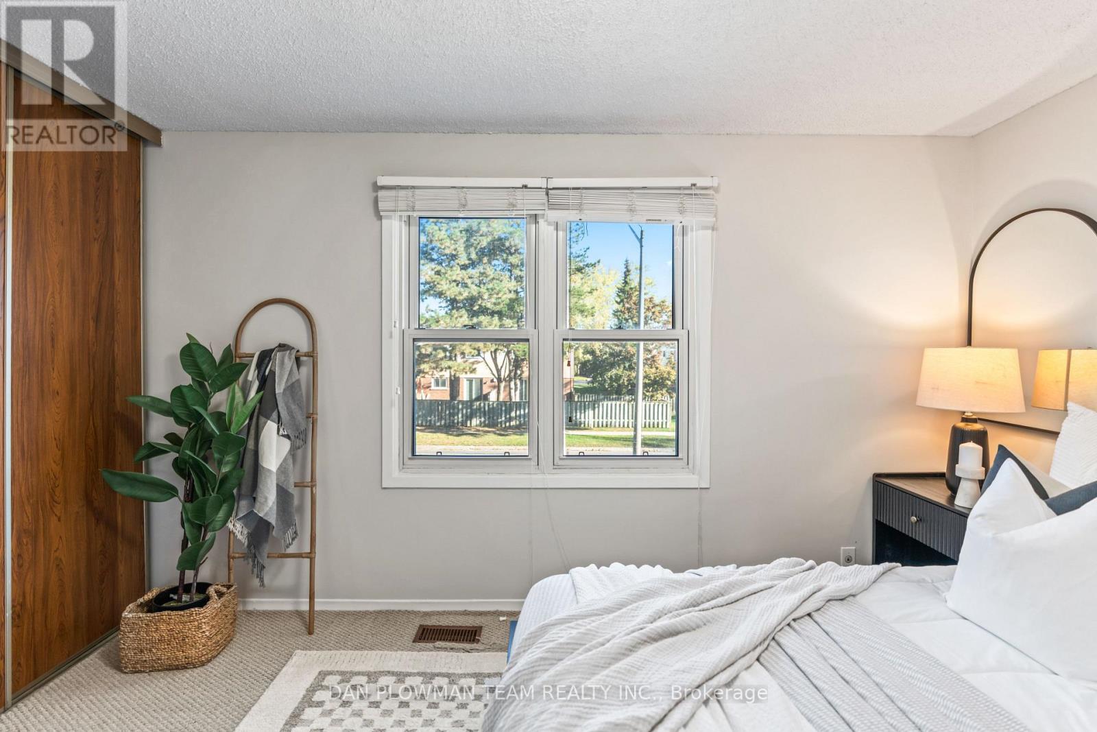 1092 Central Park Boulevard N, Oshawa, Ontario  L1G 7G8 - Photo 15 - E12476390