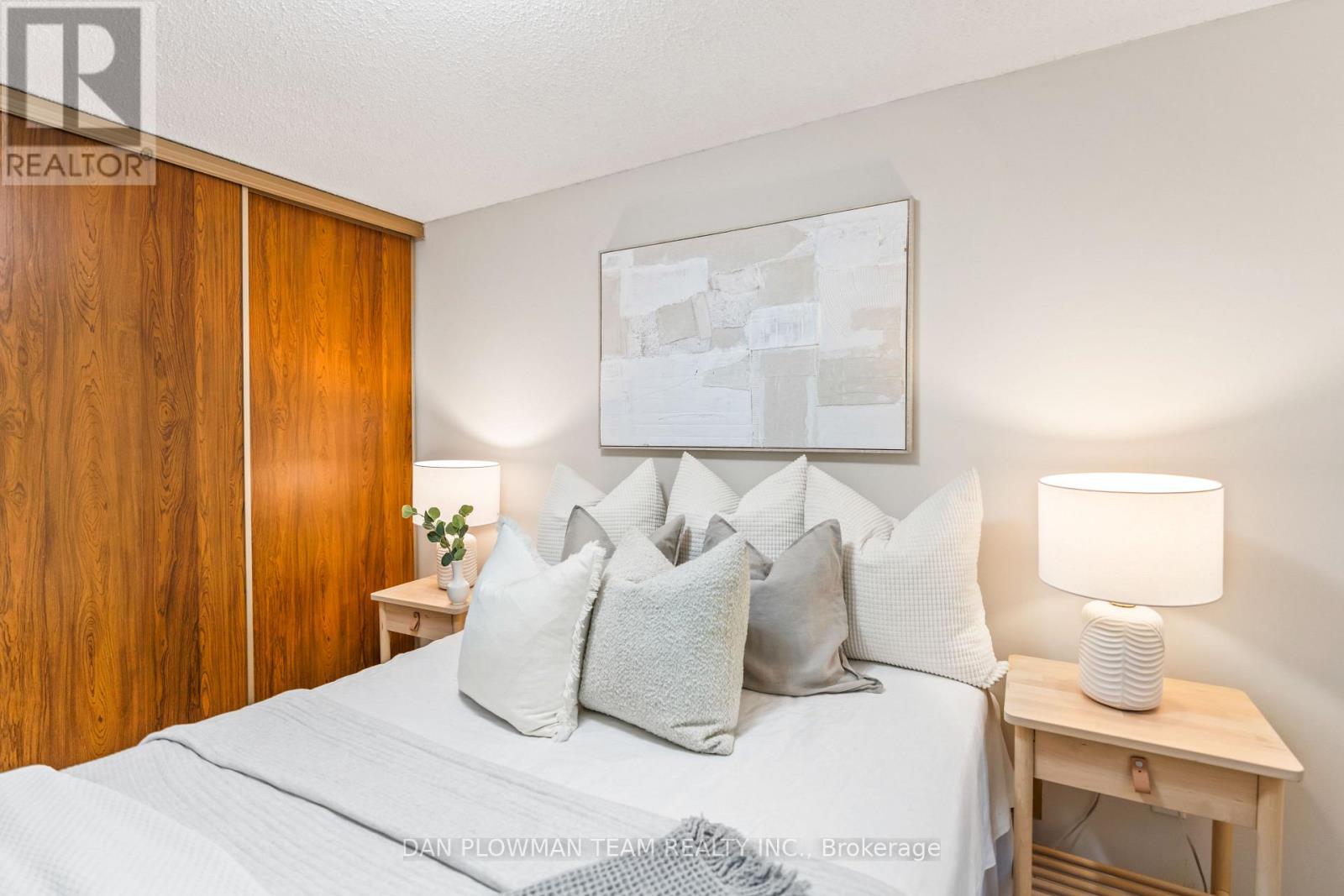 1092 Central Park Boulevard N, Oshawa, Ontario  L1G 7G8 - Photo 17 - E12476390