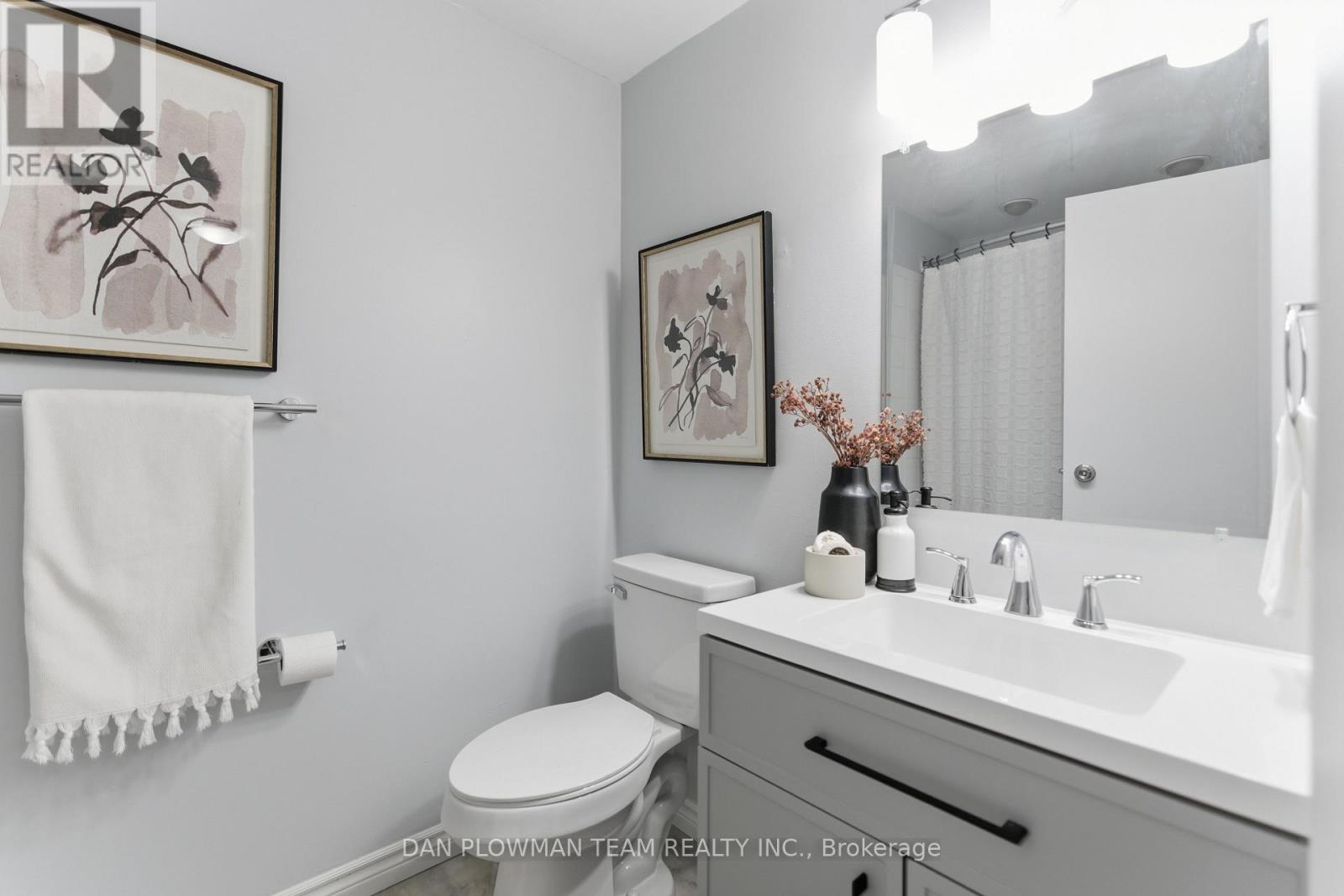 1092 Central Park Boulevard N, Oshawa, Ontario  L1G 7G8 - Photo 20 - E12476390