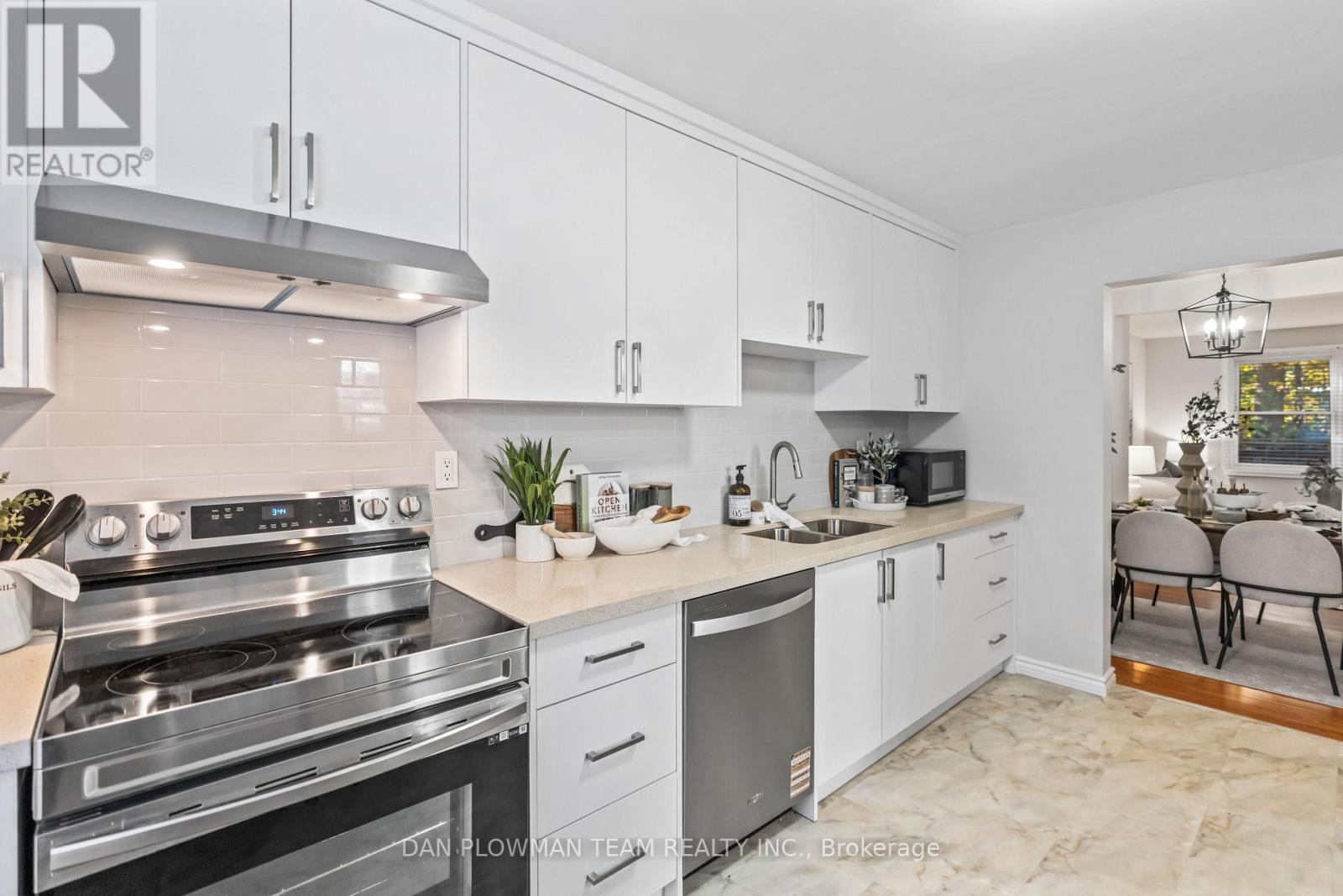 1092 Central Park Boulevard N, Oshawa, Ontario  L1G 7G8 - Photo 5 - E12476390