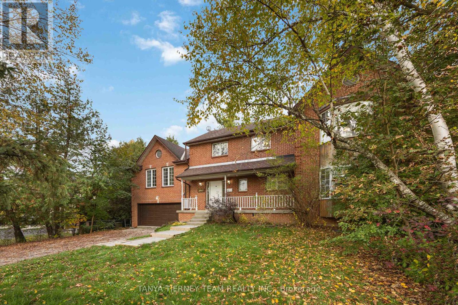 1862 Pinegrove Avenue, Pickering, Ontario  L1V 1K7 - Photo 3 - E12476435