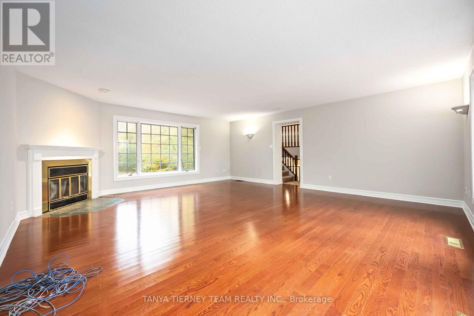 1862 Pinegrove Avenue, Pickering, Ontario  L1V 1K7 - Photo 8 - E12476435