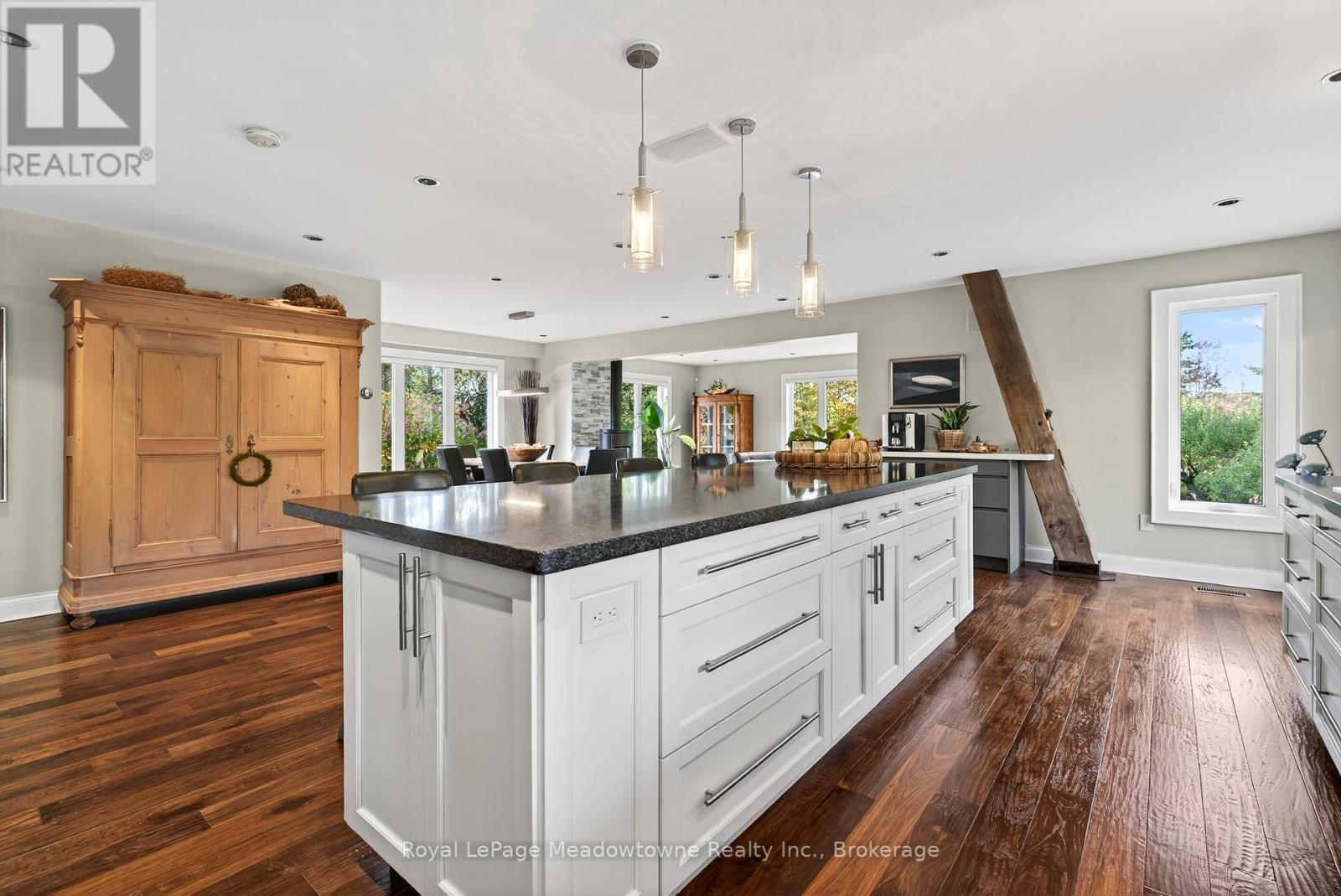 8495 Appleby Line, Milton, Ontario  L0P 1B0 - Photo 12 - W12476548