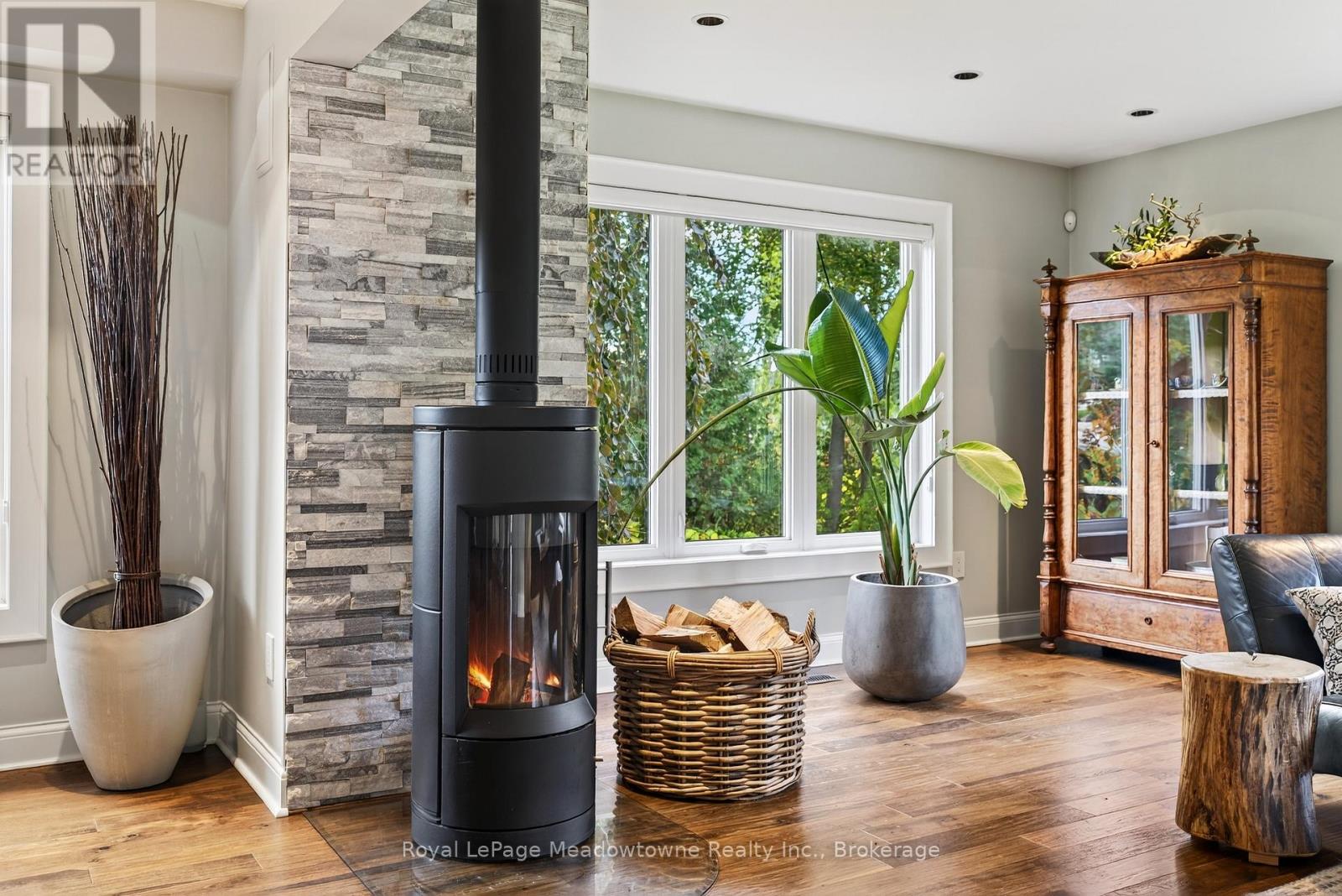 8495 Appleby Line, Milton, Ontario  L0P 1B0 - Photo 16 - W12476548