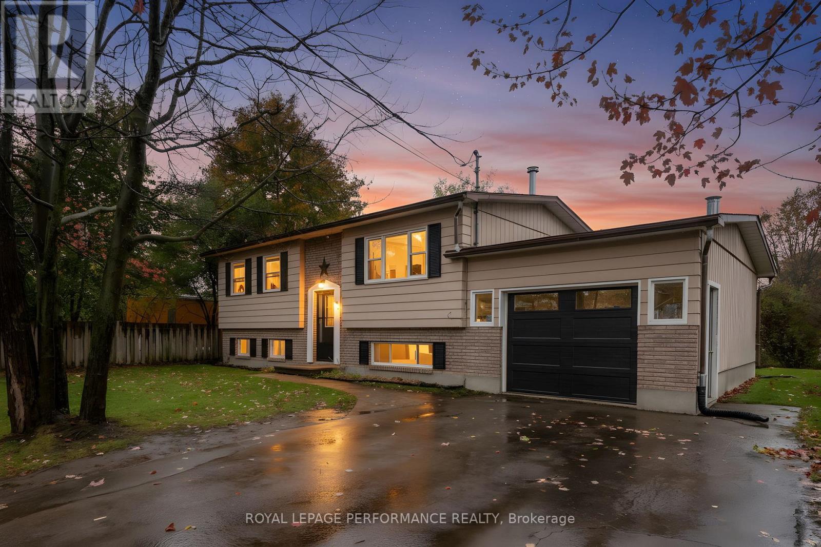 178 ROBERT STREET, Mississippi Mills, Ontario