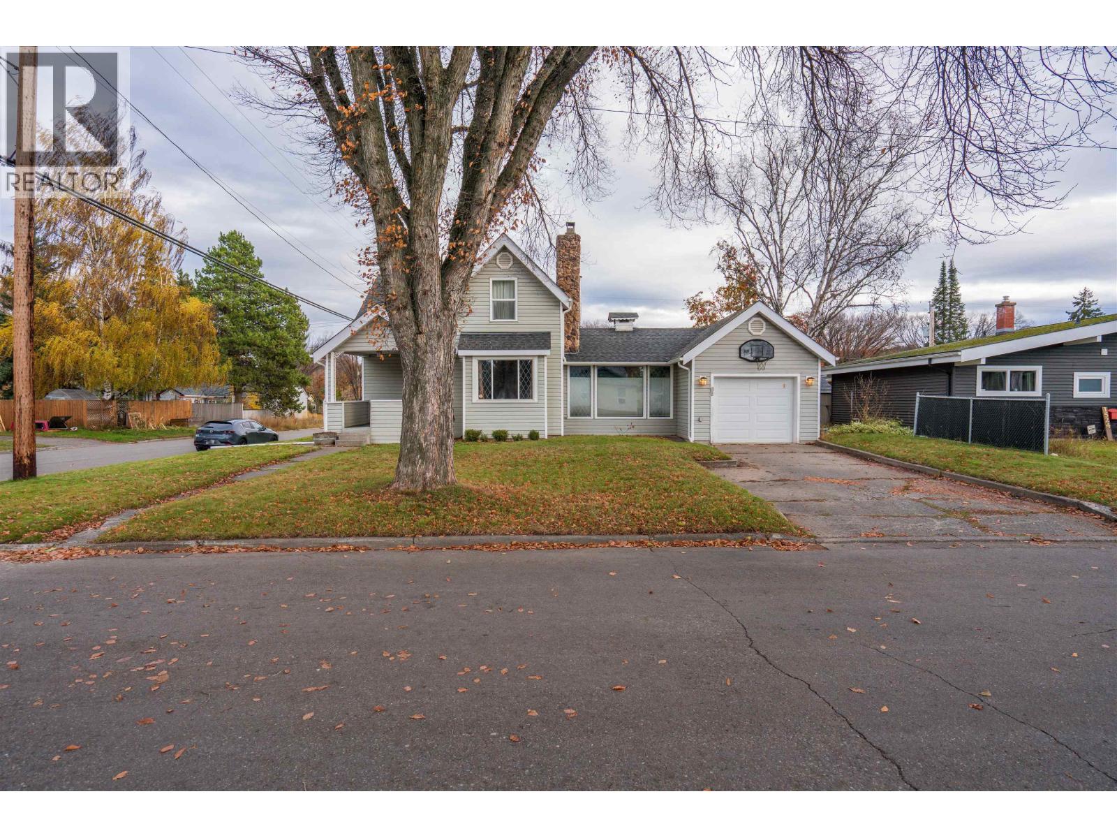 1510 FIR STREET, Prince George, British Columbia