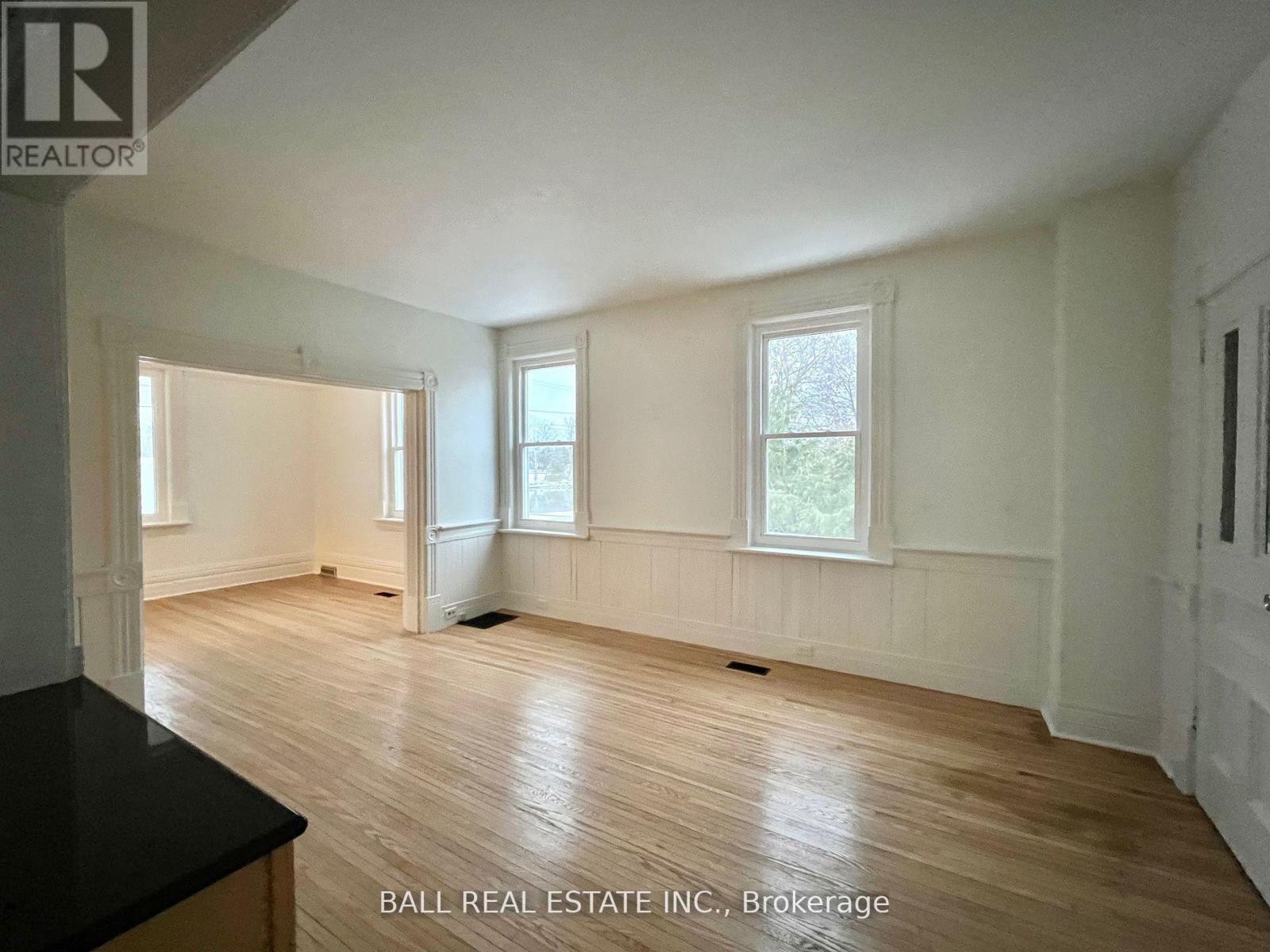 134 Water Street, Selwyn, Ontario  K0L 2H0 - Photo 8 - X12471361