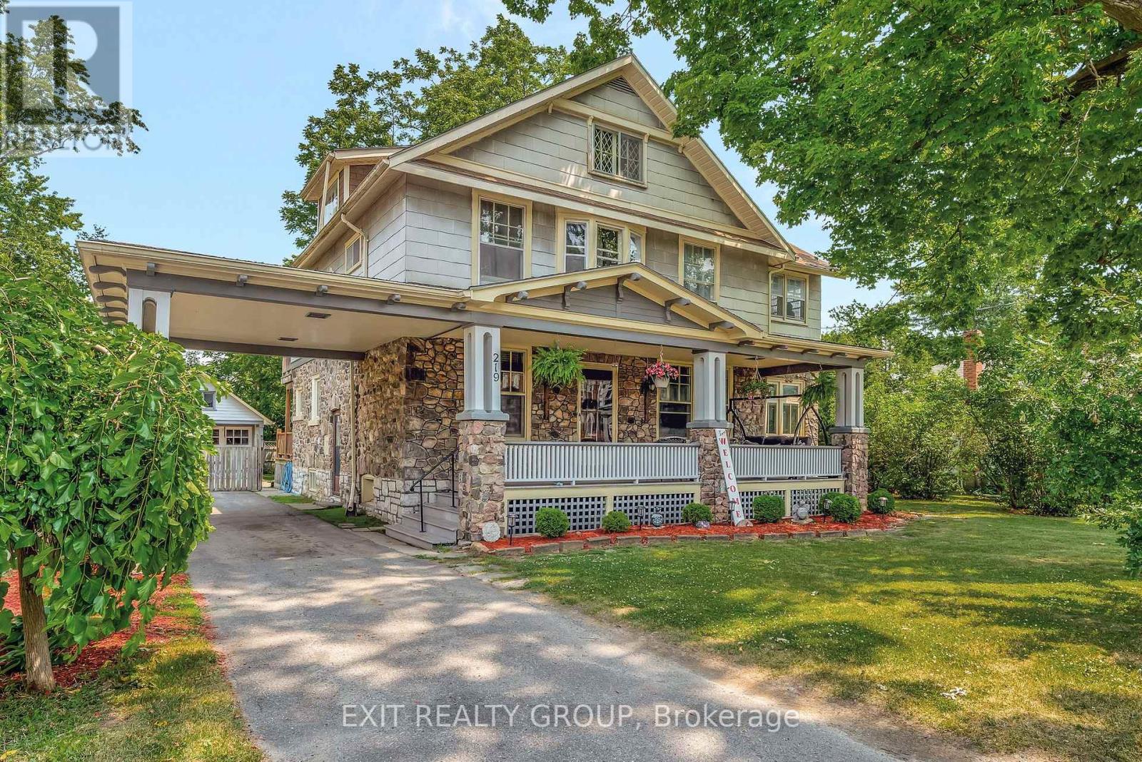 219 East Street, Greater Napanee, Ontario  K7R 1T2 - Photo 2 - X12476401