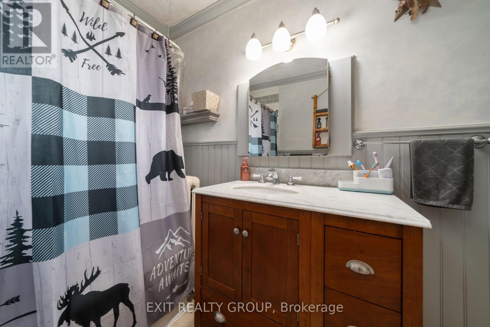 219 East Street, Greater Napanee, Ontario  K7R 1T2 - Photo 25 - X12476401