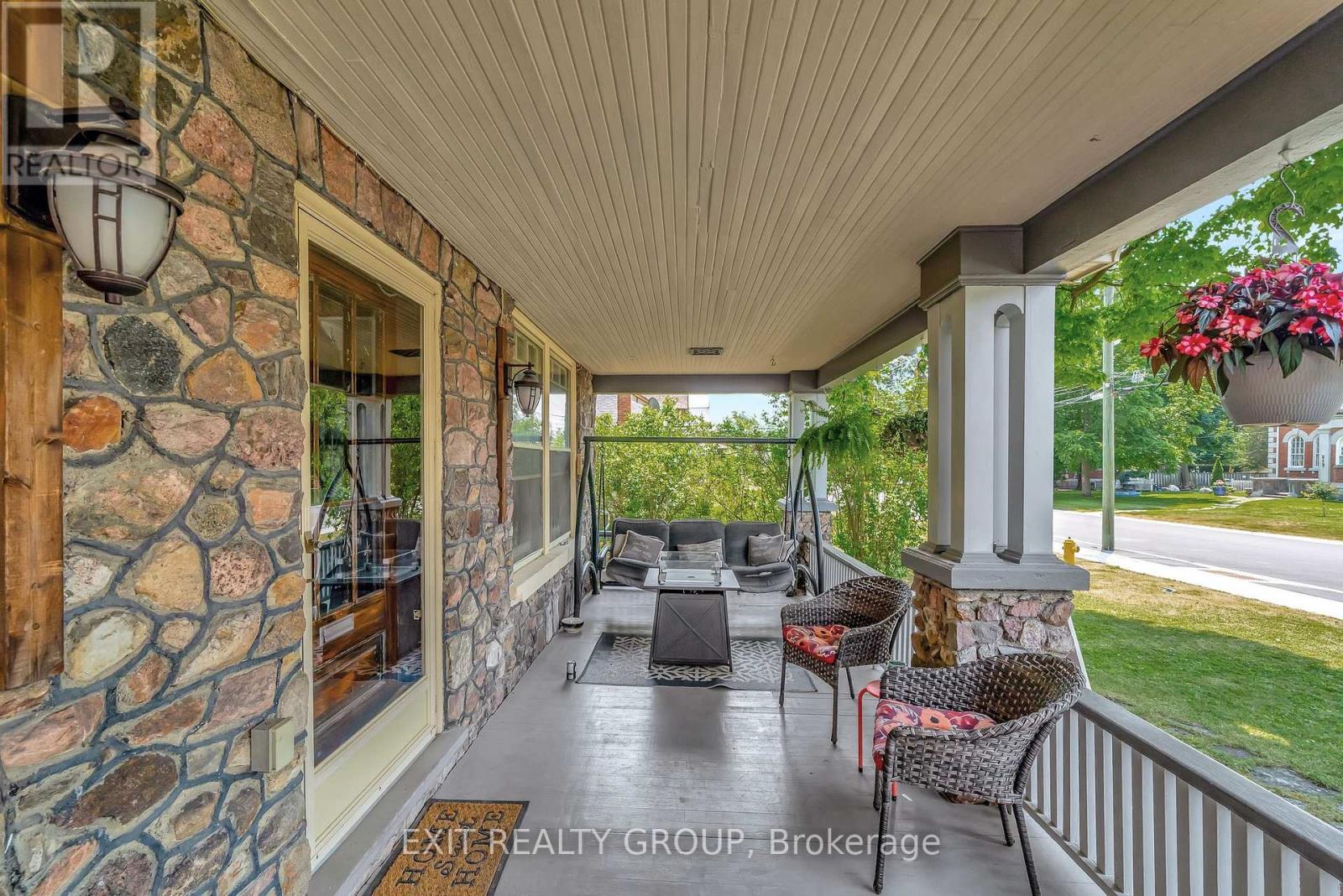 219 East Street, Greater Napanee, Ontario  K7R 1T2 - Photo 3 - X12476401