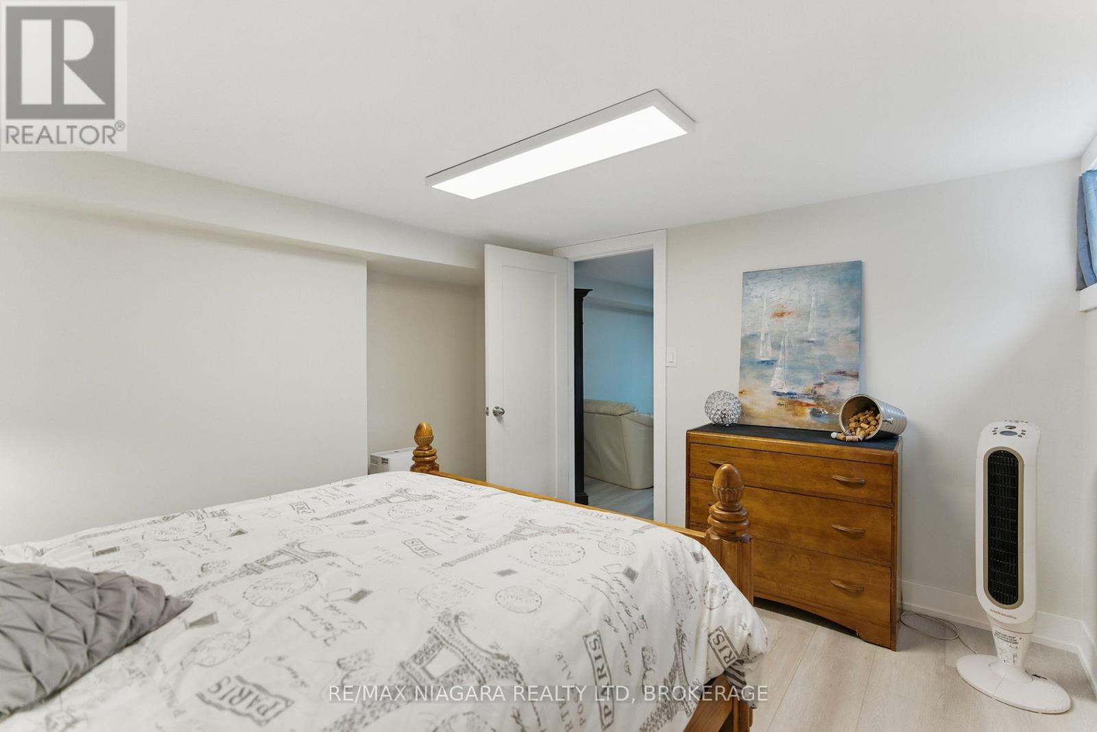 84 Regent Drive, St. Catharines, Ontario  L2M 3L7 - Photo 32 - X12476505