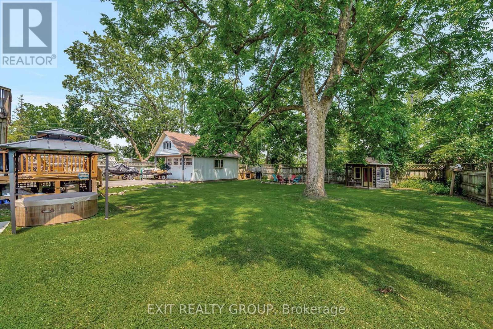 219 East Street, Greater Napanee, Ontario  K7R 1T2 - Photo 41 - X12476401