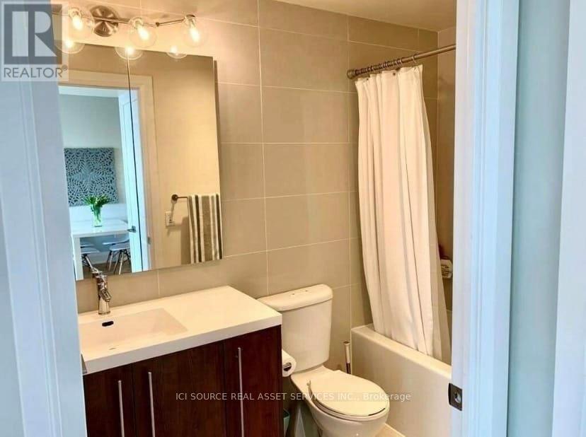 520 - 1 Old Mill Drive, Toronto, Ontario  M6S 0A1 - Photo 16 - W12476213