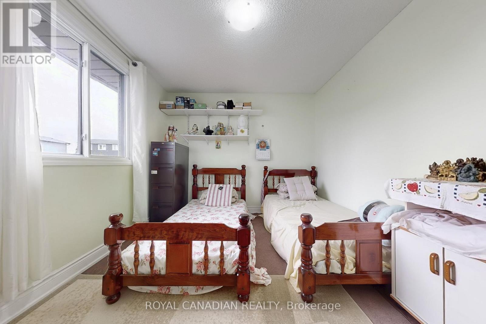 17 Haley Court, Brampton, Ontario  L6S 1N6 - Photo 15 - W12476217