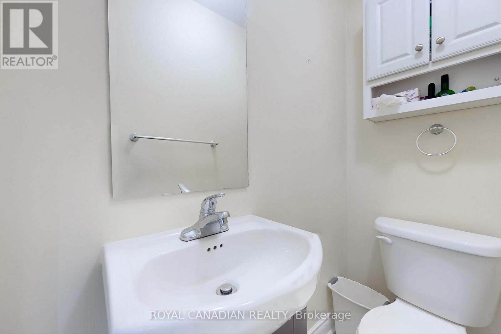 17 Haley Court, Brampton, Ontario  L6S 1N6 - Photo 23 - W12476217
