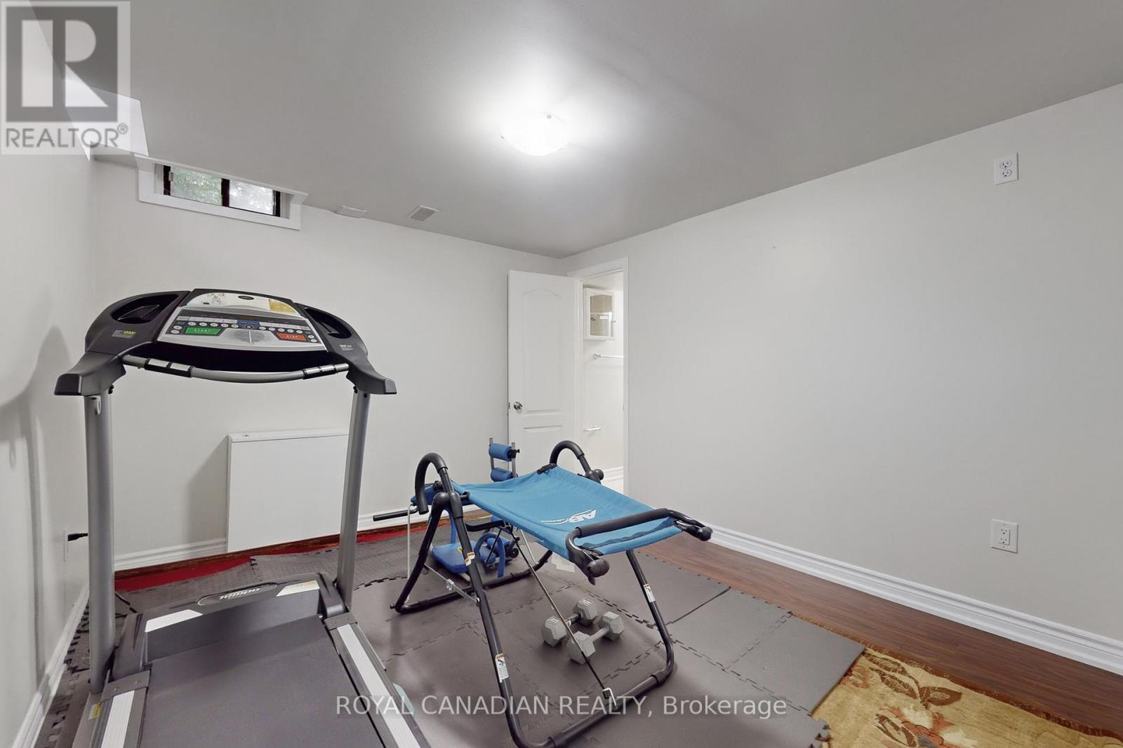 17 Haley Court, Brampton, Ontario  L6S 1N6 - Photo 32 - W12476217